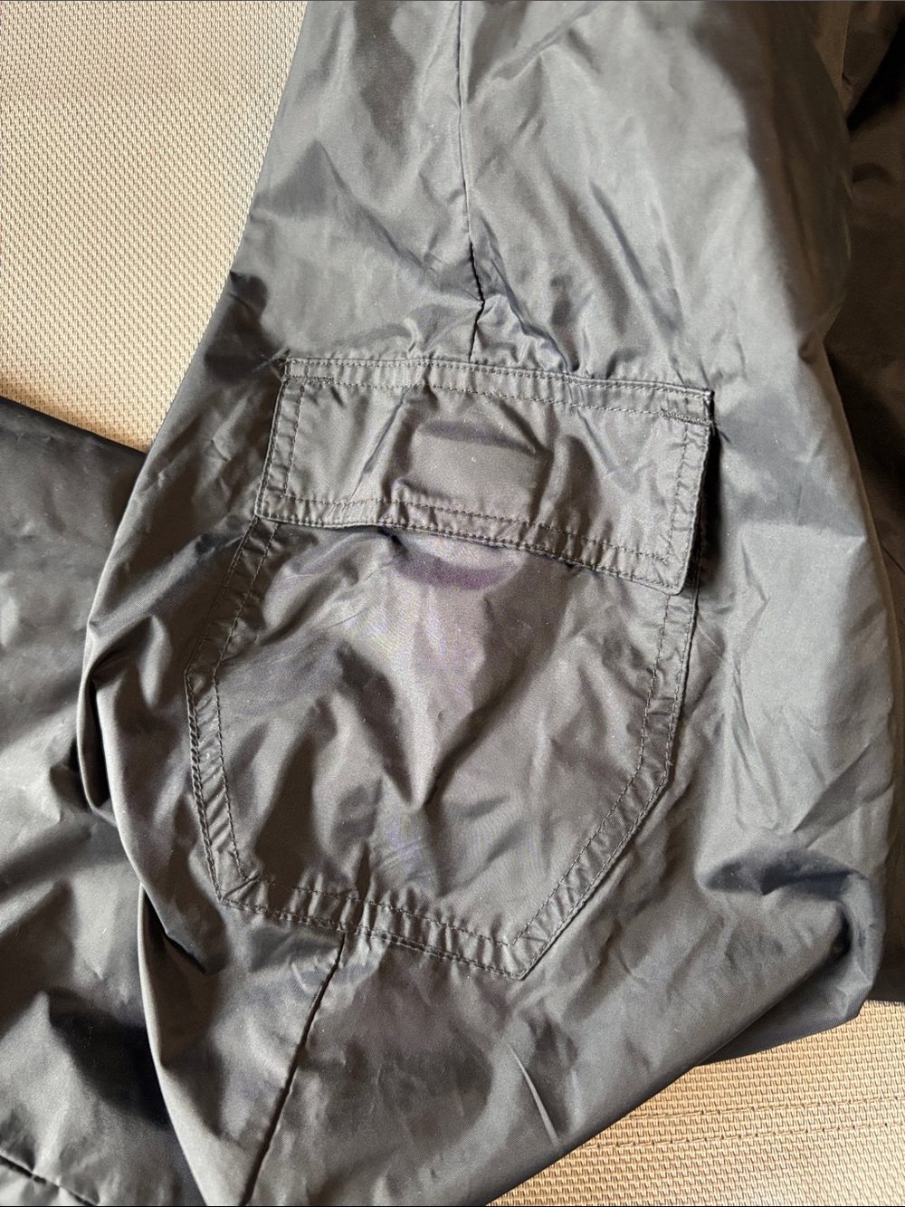 Columbia Black and Light Gray Elastic Waist Shell rain Pants sz M NWOT - Picture 5 of 8